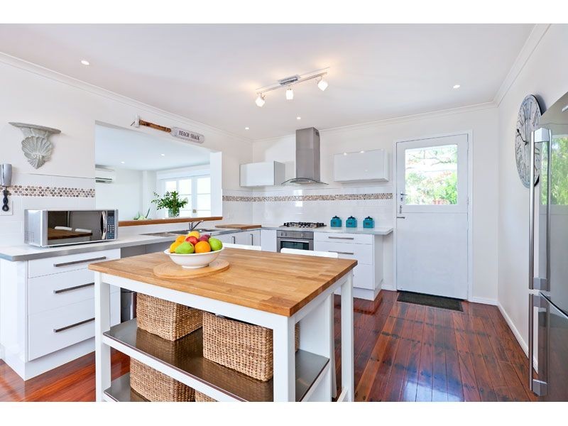3 Church Street, Victoria Point QLD 4165