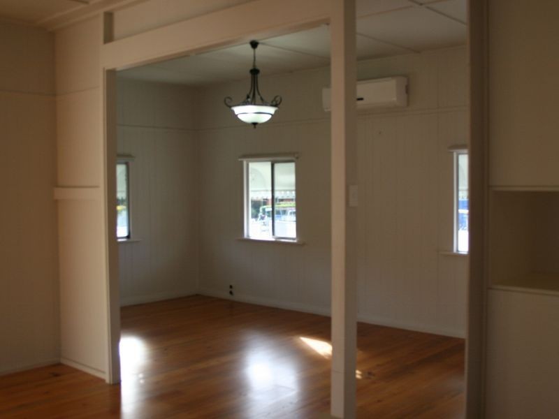 132 Main Street, Redland Bay QLD 4165