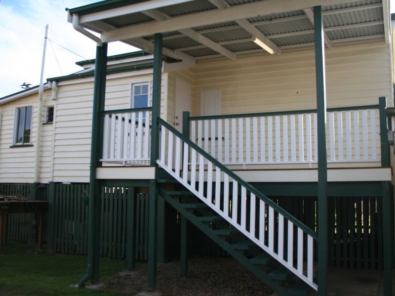 132 Main Street, Redland Bay QLD 4165