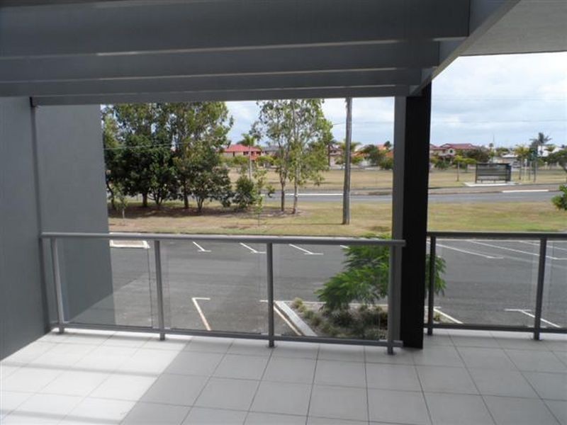 8/7-13 Shore Street East, Cleveland QLD 4163
