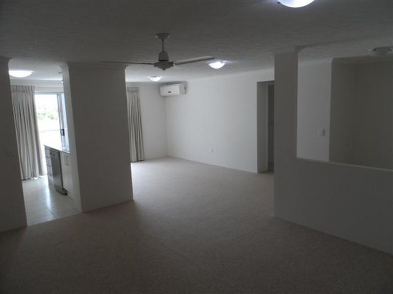 8/7-13 Shore Street East, Cleveland QLD 4163