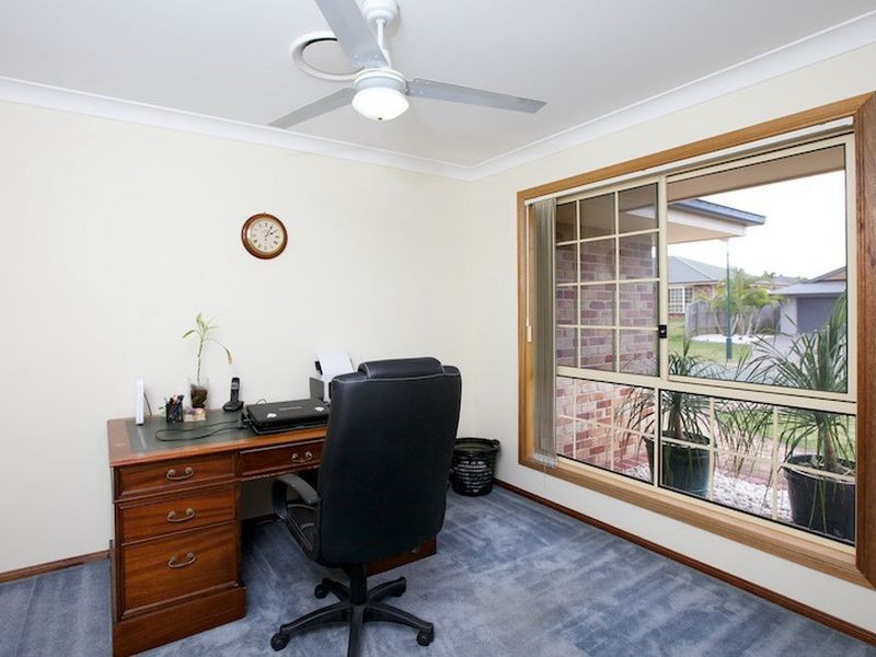 8 Highgreen Place, Thornlands QLD 4164