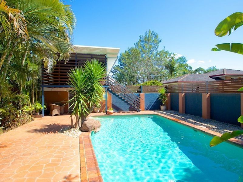 18 Weinam Street, Redland Bay QLD 4165