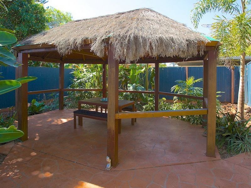 18 Weinam Street, Redland Bay QLD 4165