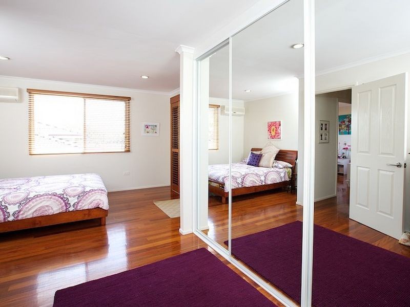 18 Weinam Street, Redland Bay QLD 4165