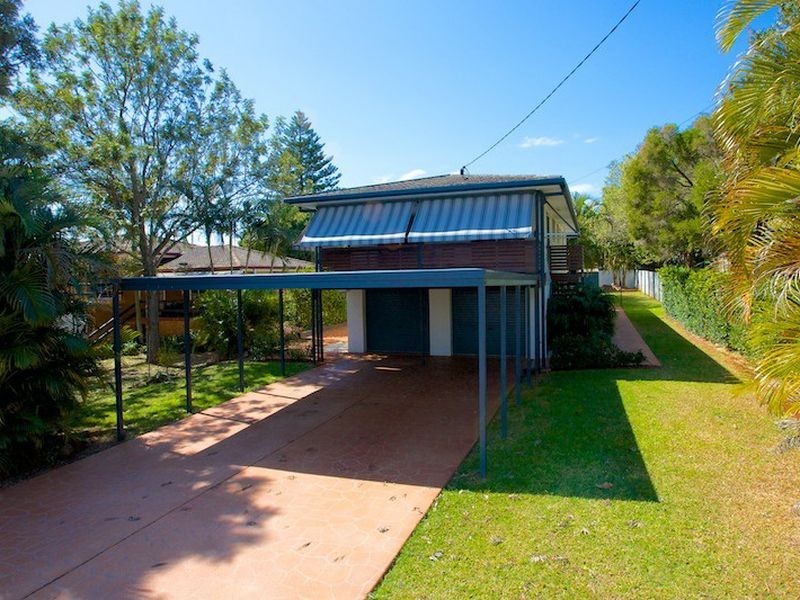 18 Weinam Street, Redland Bay QLD 4165