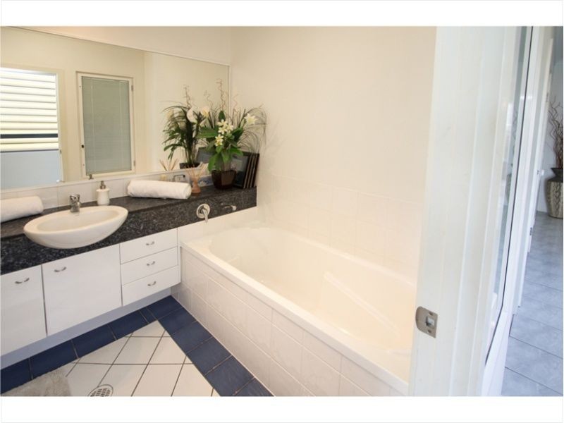 53/18-30 Masthead Drive, Raby Bay QLD 4163