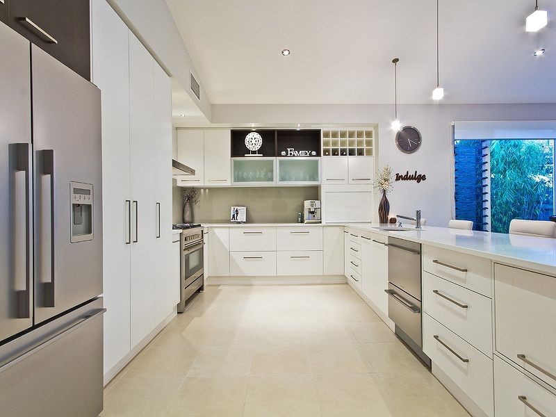 17 Rachel Place, Thornlands QLD 4164