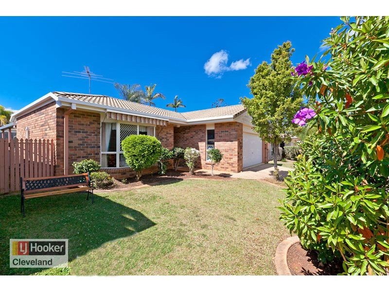 8 Buckler Court, Redland Bay QLD 4165