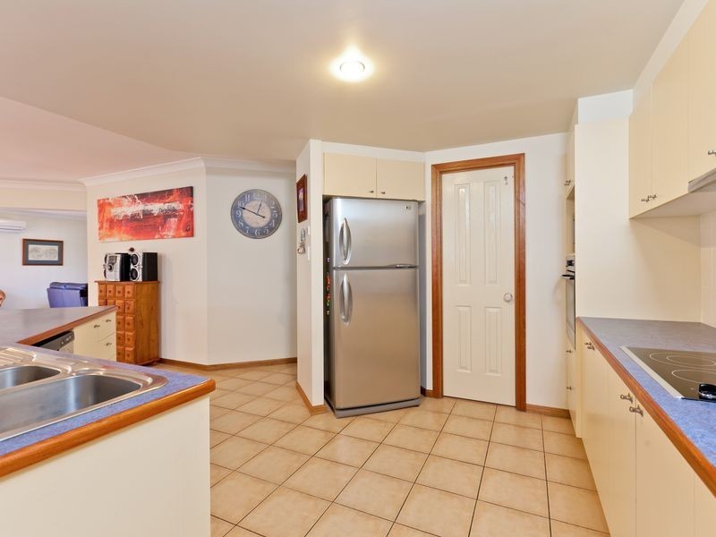 10 Bushcherry Place, Thornlands QLD 4164