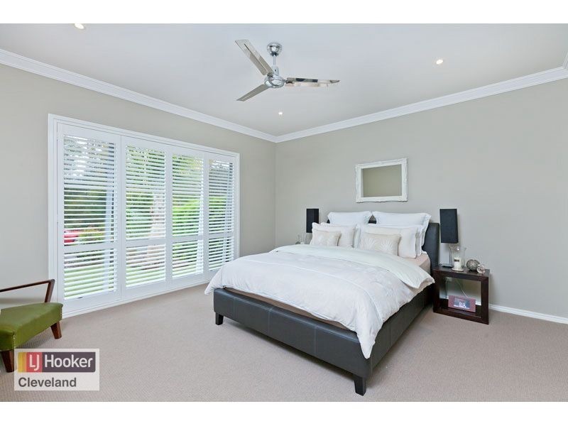 9 Denham Blvd, Redland Bay QLD 4165