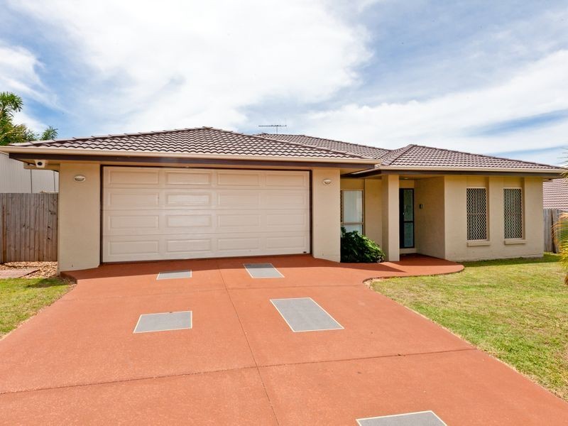 5 Magnetic Place, Redland Bay QLD 4165