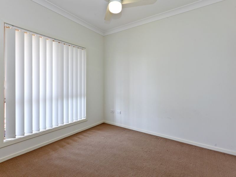 5 Magnetic Place, Redland Bay QLD 4165