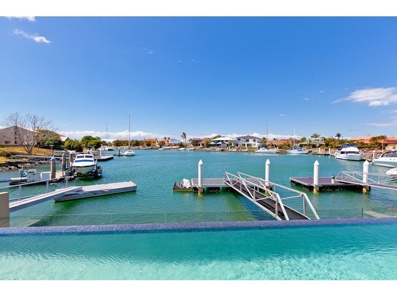 6 Captains Court, Raby Bay QLD 4163