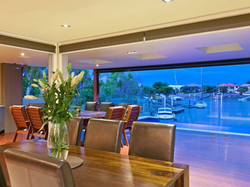 6 Captains Court, Raby Bay QLD 4163