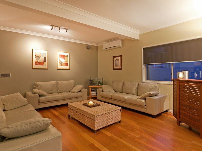 6 Captains Court, Raby Bay QLD 4163