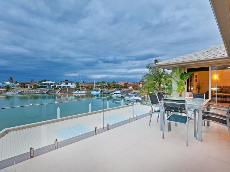 6 Captains Court, Raby Bay QLD 4163