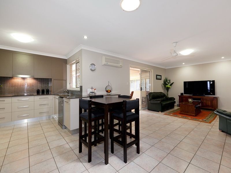 19 Ralph Street, Cleveland QLD 4163