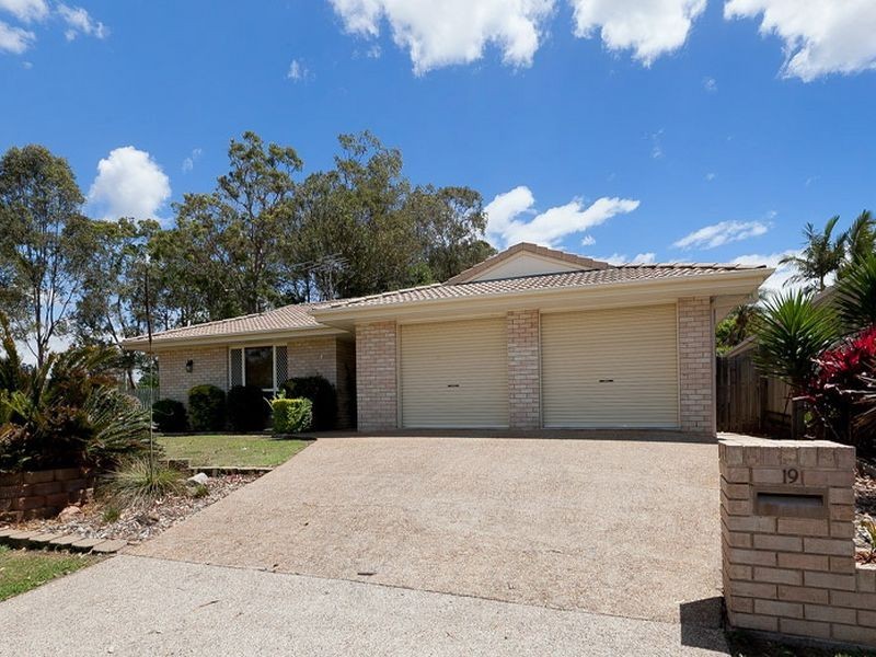 19 Ralph Street, Cleveland QLD 4163
