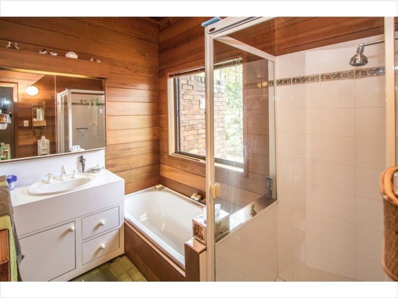 20 Jellicoe Street, Wellington Point QLD 4160