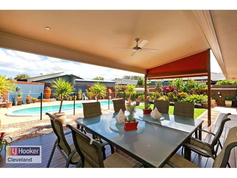 6 Aquila Street, Redland Bay QLD 4165