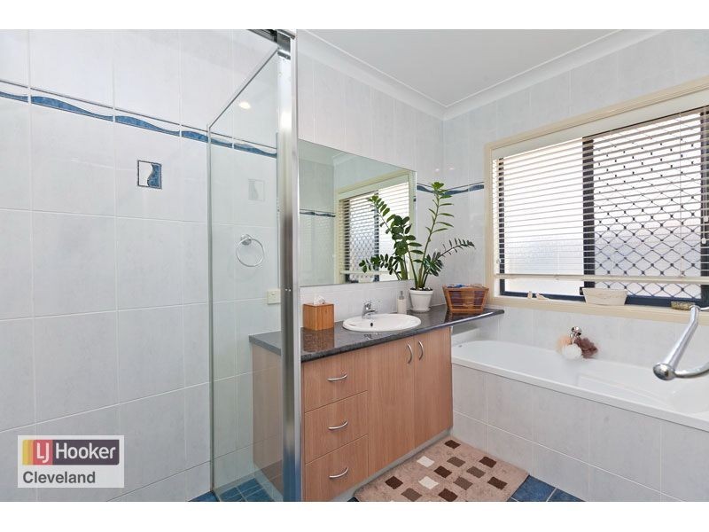 6 Aquila Street, Redland Bay QLD 4165