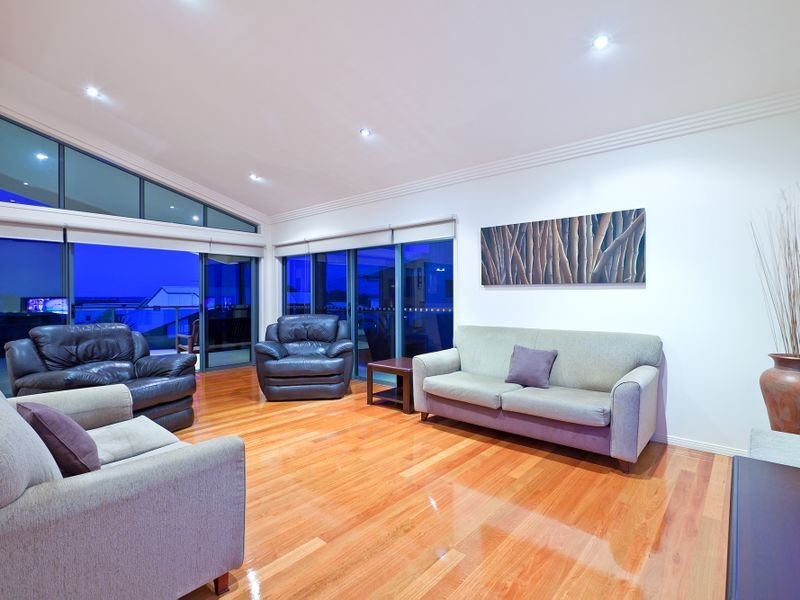 13 Sandune Place, Thornlands QLD 4164