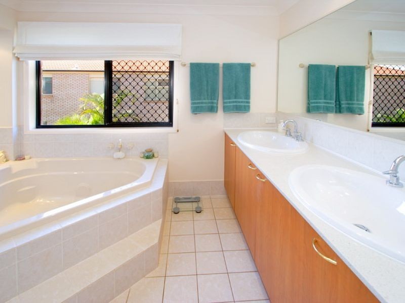 30 Amelia Place, Cleveland QLD 4163