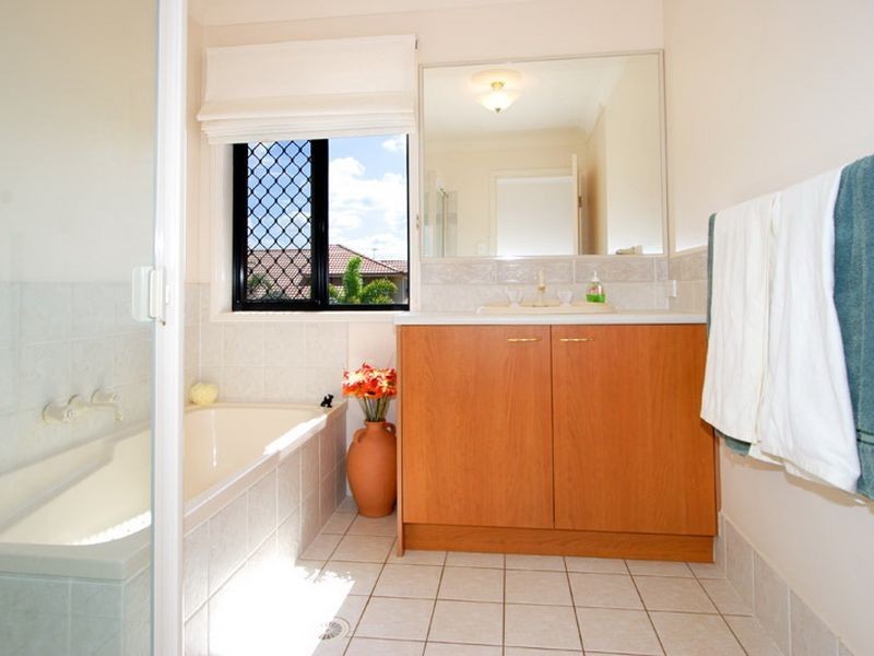 30 Amelia Place, Cleveland QLD 4163