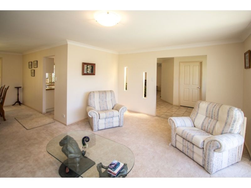 2 Harrogate Terrace, Birkdale QLD 4159