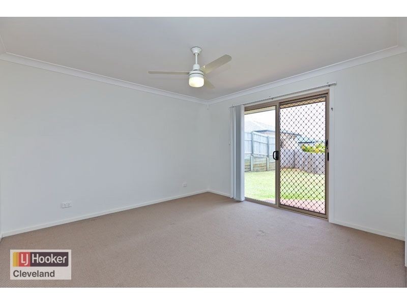 5 Magnetic Place, Redland Bay QLD 4165