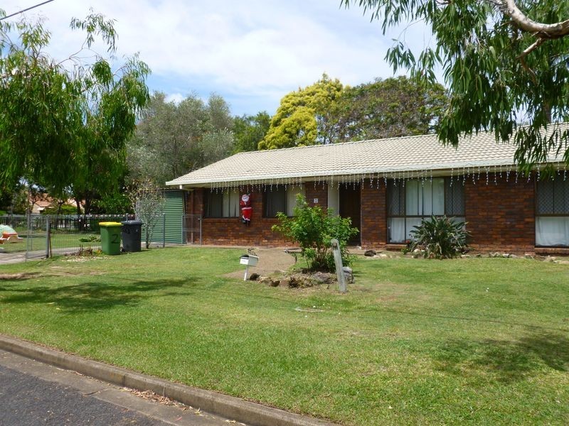 2 Makaha Dr, Birkdale QLD 4159