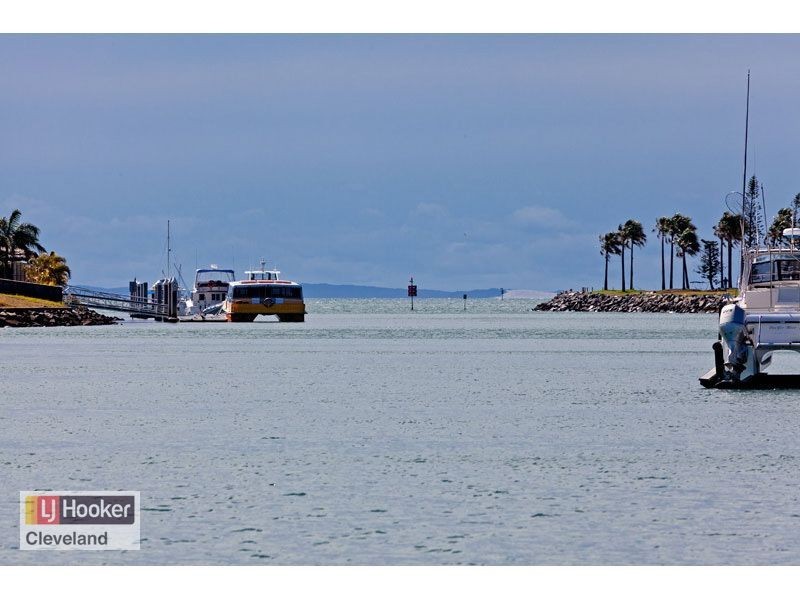 27 Sternlight Court, Raby Bay QLD 4163