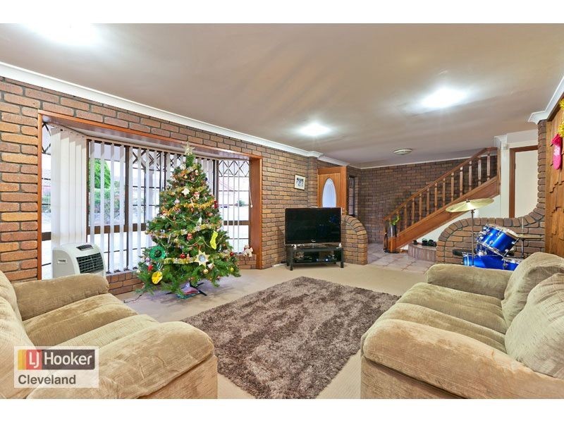 18 Clearwater Street, Ormiston QLD 4160