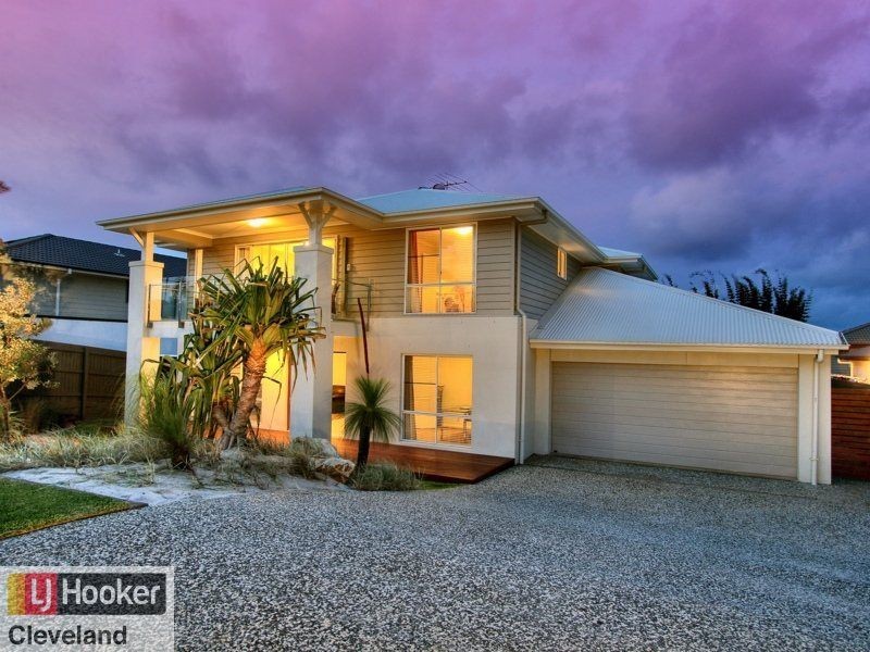 19 Hoskins Drive, Wellington Point QLD 4160