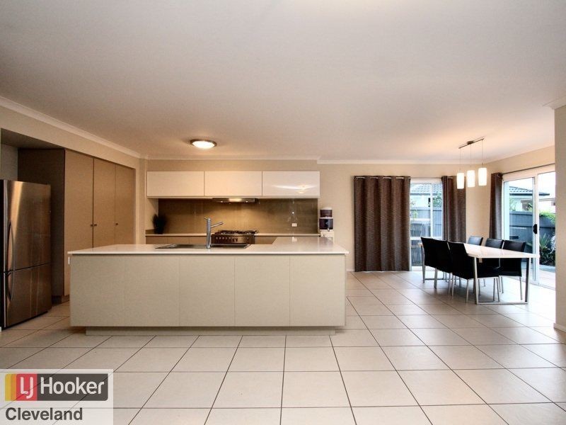 19 Hoskins Drive, Wellington Point QLD 4160