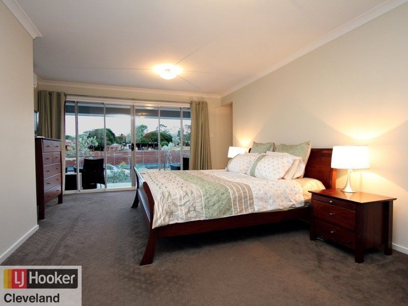 19 Hoskins Drive, Wellington Point QLD 4160