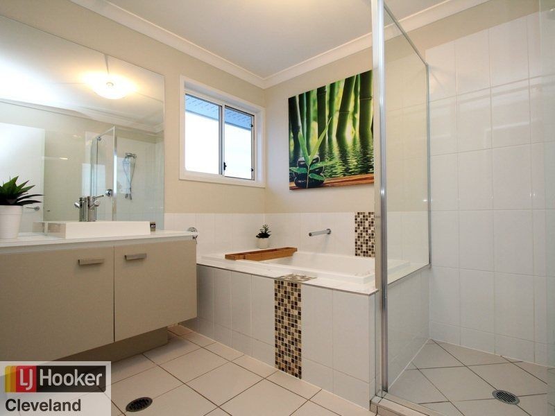 19 Hoskins Drive, Wellington Point QLD 4160
