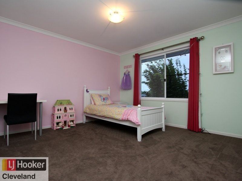 19 Hoskins Drive, Wellington Point QLD 4160