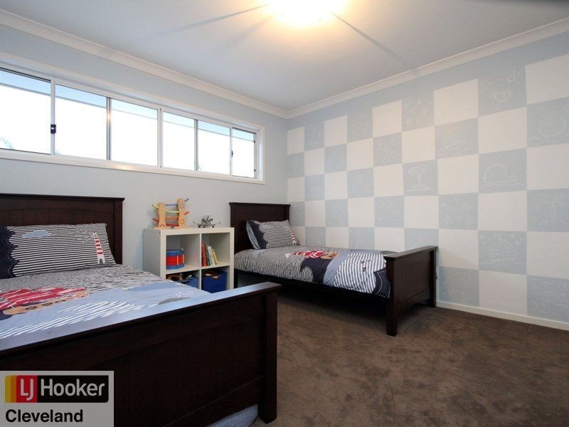 19 Hoskins Drive, Wellington Point QLD 4160