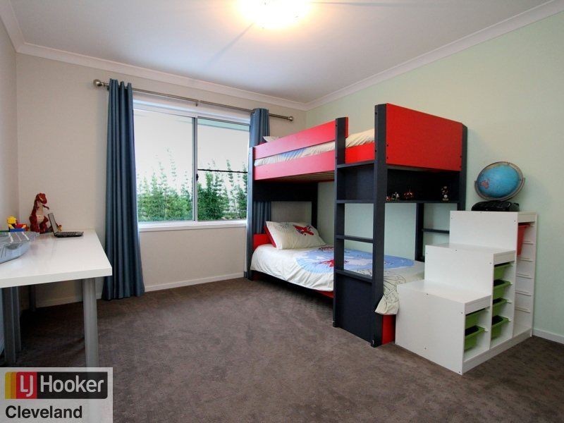 19 Hoskins Drive, Wellington Point QLD 4160