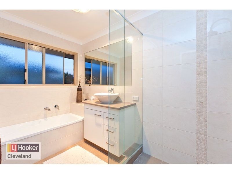 17 Morris Circuit, Thornlands QLD 4164