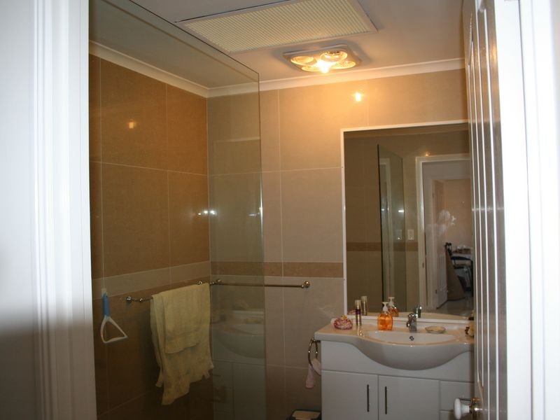 2/127 Middle Street, Cleveland QLD 4163