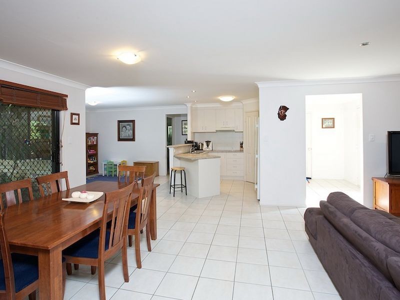 25 Butler Street, Wakerley QLD 4154