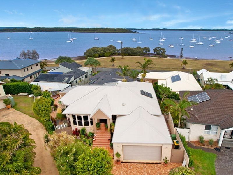 6 Norfolk Court, Victoria Point QLD 4165