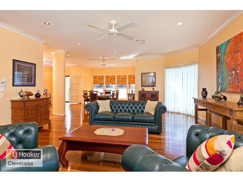 6 Norfolk Court, Victoria Point QLD 4165