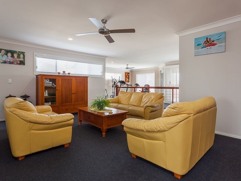 25 Watervale Drive, Redland Bay QLD 4165