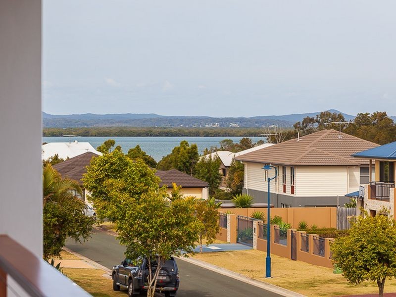 25 Watervale Drive, Redland Bay QLD 4165
