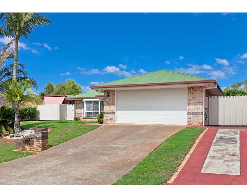 16 Montrose Place, Redland Bay QLD 4165