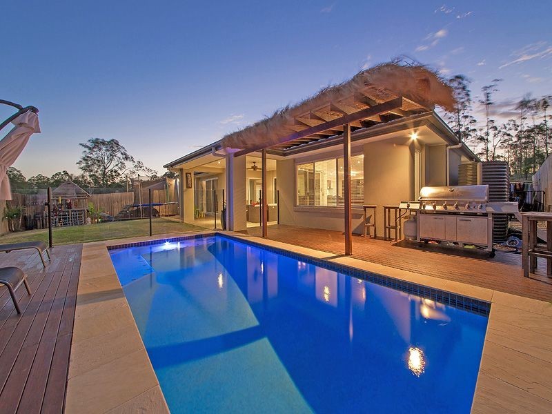 8 Sarsenet Cct, Mount Cotton QLD 4165